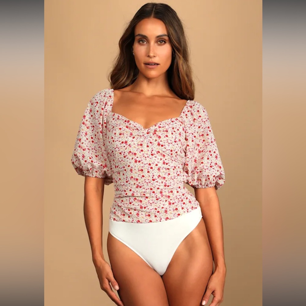 NWT Lulu’s Beautiful Hues Ivory Floral Print Puff Sleeve
Ruched Bodysuit Size XL - Picture 3 of 15
